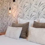 Cosy 1bdr Flat With Pool In By Lovelystay