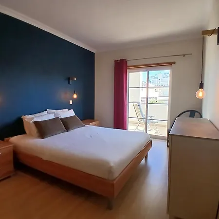 Cosy 1bdr Flat With Pool In By Lovelystay Διαμέρισμα Portimão