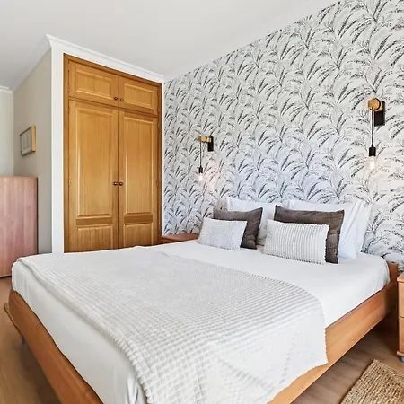 1br With Pool By Lovelystay * Portimao