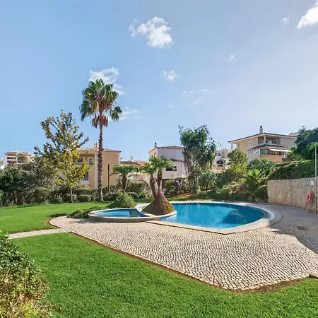 Cosy 1bdr Flat With Pool In By Lovelystay