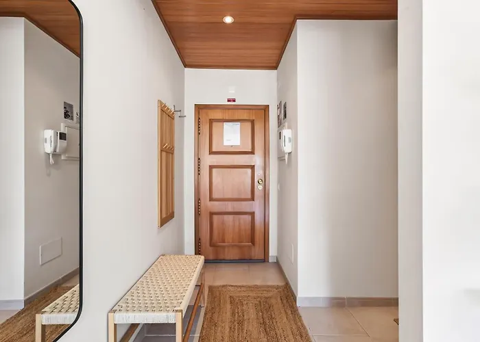 Cosy 1bdr Flat With Pool In By Lovelystay *